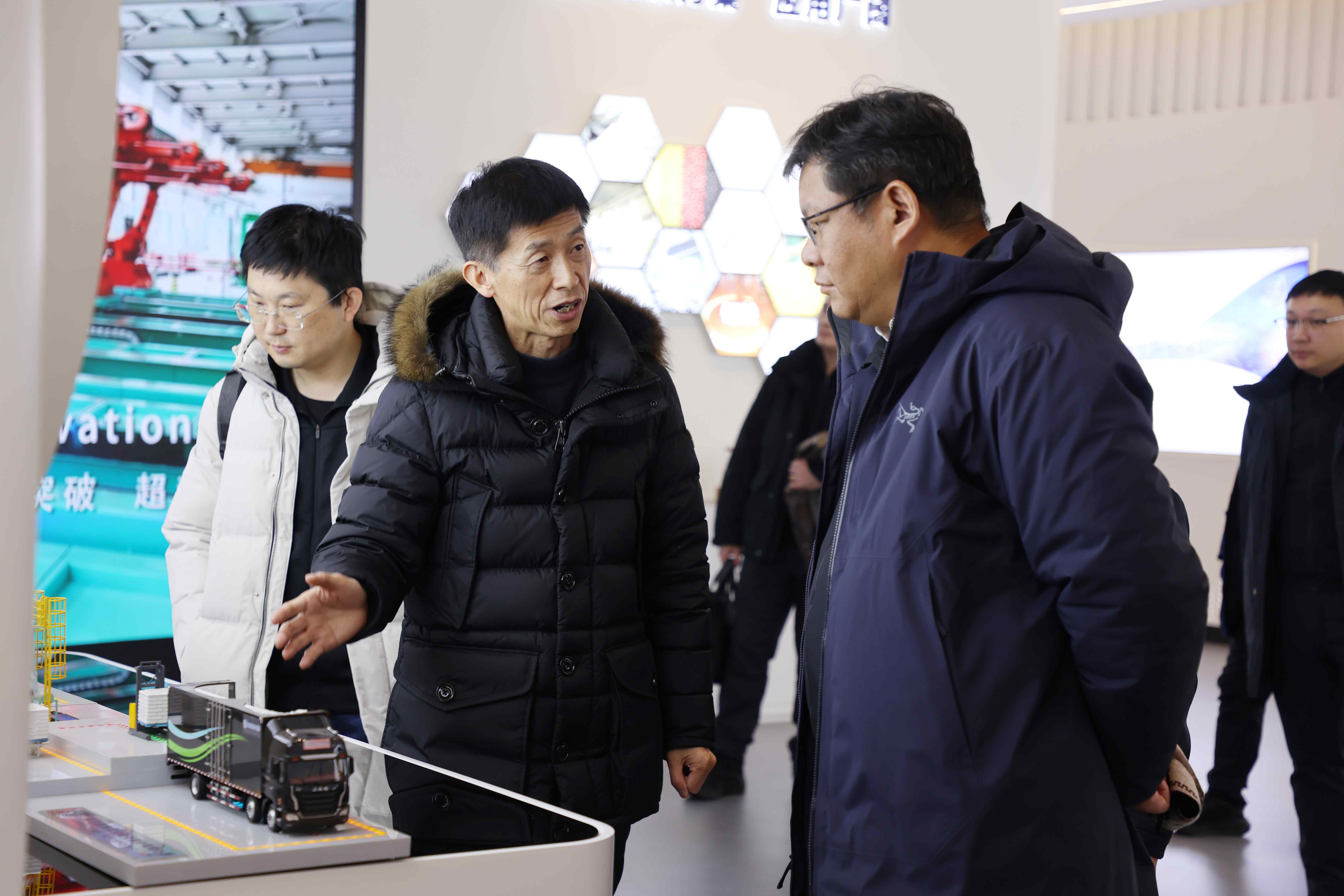 9bd413f5-05f9-493f-b41c-00dc8b3332a5